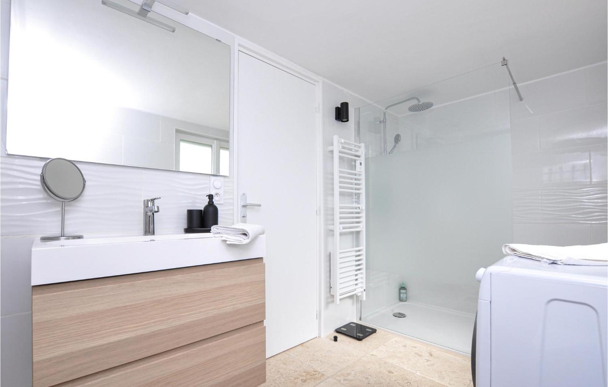 Awesome Apartment In Saint-Jeannet With Kitchen المظهر الخارجي الصورة